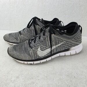 Nike Free TR 5.0 Flyknit Womens 9.5 Oreo Black Gray 718785-001 Running Shoes